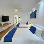 Cancun Plaza - Best Beach